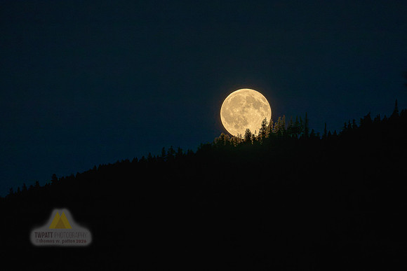 Fall's First Moon