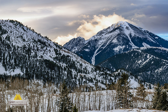 First Light on Emigrant