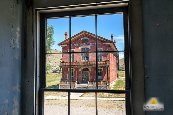 Hotel Meade